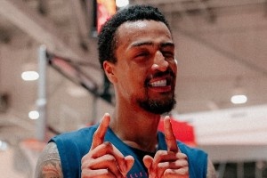 快船官方曬訓(xùn)練照為新賽季倒計時：科林斯、保羅、比爾等新援在列