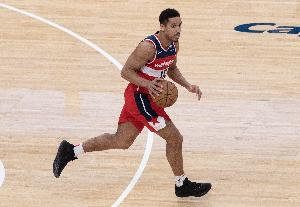 邁克-布朗：布羅格登沉穩(wěn)可靠 這種特質(zhì)對我們格外重要