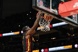 再次合作！比克斯塔夫：勒韋爾能做很多事非常全面 他從不會(huì)退縮