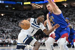 愛德華茲：我們不應(yīng)該只關(guān)注雷霆 約基奇身邊搭配好射手會(huì)很可怕