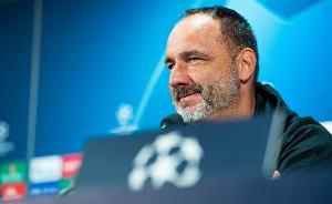 布拉格斯拉維亞主帥：6年前我們?cè)鴳?zhàn)平國(guó)米，很高興來(lái)圣西羅比賽