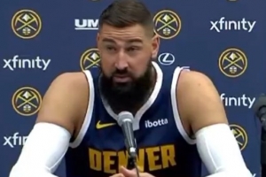 瓦蘭談掘金：這支球隊(duì)奪冠過 為什么不擼起袖子再?zèng)_一次