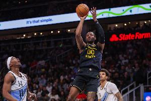 美記：庫(kù)明加續(xù)約是雙贏局面！做好3D工作他才能吸引更多球隊(duì)關(guān)注