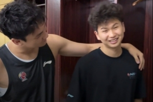 更衣室火花四濺！龍獅小劇場(chǎng)之更衣室風(fēng)云 地質(zhì)清華廣工聯(lián)動(dòng)篇