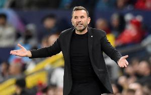 加拉塔薩雷主帥布魯克曾在06年進球戰(zhàn)勝紅軍，如今作為主帥再取勝