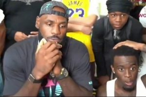 詹姆斯勵(lì)志演講：沒(méi)親人沒(méi)兄弟沒(méi)依靠 并不代表你的人生就此終結(jié)