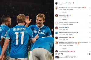 曼市連線兩度上演，德布勞內(nèi)社媒曬與霍伊倫慶祝照：歐冠之夜！