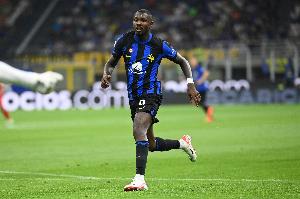 國(guó)米官方：小圖拉姆左腿筋拉傷，他的情況將在下周重新評(píng)估