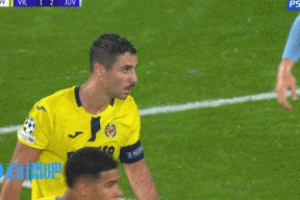 送你4連平！維加頭球絕平后滑跪慶祝，上賽季他曾為尤文出場15場