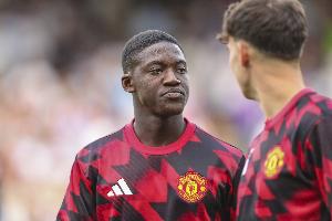 羅馬諾：尤文沒有與曼聯(lián)談過梅努，那不勒斯打過幾通電話進(jìn)行咨詢