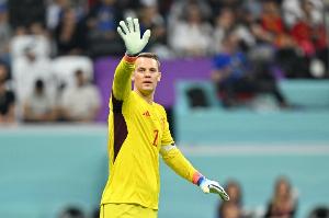 法爾克：如果德國隊需要諾伊爾，球員愿意回歸參加世界杯