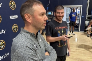 阿德爾曼：很欣賞戈登待人處事的坦誠 他競技能力和人格都在進(jìn)步