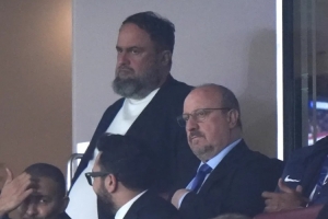 太陽報：森林老板和貝尼特斯一起看奧林匹亞科斯vs阿森納的比賽