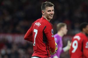 天空嘉賓點(diǎn)評(píng)曼聯(lián)半場(chǎng)：這無疑是他們本賽季最出色的半場(chǎng)表現(xiàn)