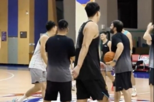 福建男籃最新訓(xùn)練視頻：保持勤奮！