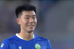 差點(diǎn)成罪人！海牛前鋒馮伯元踢蘇超，補(bǔ)時(shí)送點(diǎn)被絕平點(diǎn)球大戰(zhàn)丟點(diǎn)