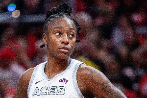 取勝功臣！洛伊德成替補(bǔ)奇兵 高效16投8中得18分4板