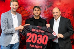 帕拉西奧斯：很高興與勒沃庫(kù)森續(xù)約，準(zhǔn)備以更強(qiáng)姿態(tài)回歸