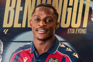 每體：巴薩計(jì)劃下賽季重組前鋒線，他們有意簽下萊萬特射手艾永