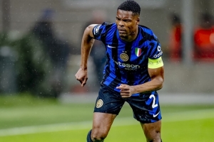 鄧弗里斯在被換下后表達(dá)不滿(mǎn)，齊沃：這很對(duì)，我就要憤怒的球員