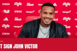 記者：巴西補招諾丁漢森林門將維克托，頂替受傷的埃德森