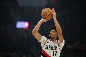 開拓者球迷嘉年華對抗賽黑隊43-42白隊 楊瀚森隊友夏普當選MVP