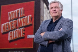 名宿：放現(xiàn)在克洛普不會(huì)多看我一眼，我認(rèn)為我更適合斯洛特的戰(zhàn)術(shù)