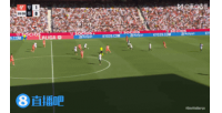 這沒進！塞維球員連續(xù)錯失良機，近距離打門偏出+單刀傳球致不進