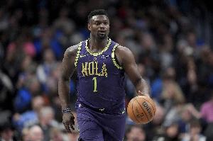 小試牛刀！錫安僅出戰(zhàn)上半場 15分鐘里5中3拿到8分9板3助3斷2帽