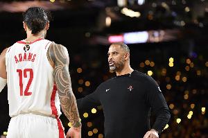 烏度卡：伊森&亞當斯首場季前賽會出戰(zhàn)老鷹 第二場對爵士時輪休