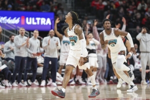 小球市灰熊內(nèi)部造血維持生存??莫蘭特何時(shí)能扛旗殺出一片天？