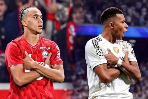 絕平巴黎！伊桑社媒曬與哥哥姆巴佩慶祝對(duì)比照：我們家的故事