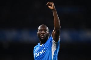 盧卡庫：對方家長不滿我沒有立即和他合影，當(dāng)時(shí)我情緒失控想打人