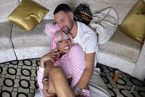 女友驚喜出鏡！克萊曬照：生命中最美好的事物 就是生命本身！