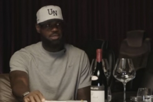 詹姆斯：如今的比賽擁有大量的節(jié)奏和空間 11后斯波也強調(diào)這兩點