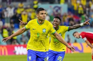 卡塞米羅談?chuàng)伟臀麝?duì)長：希望以身作則，用行動去帶領(lǐng)球隊(duì)前進(jìn)