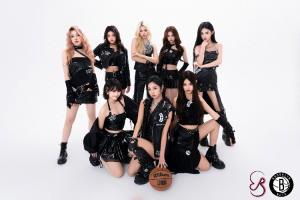 靚女來(lái)襲~NBA中國(guó)賽籃網(wǎng)vs太陽(yáng)：籃網(wǎng)中國(guó)官方拉拉隊(duì)正式亮相熱舞