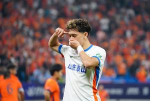 魯媒：李小恒如果能不斷進步，未來有望在泰山隊扮演更重要的角色