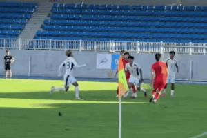 王鈺棟熱身賽遭飛踹！經(jīng)紀(jì)人金暢：國(guó)家隊(duì)有沒有考慮過保護(hù)年輕人