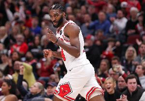 多諾萬(wàn)：帕威能在NBA闖出一片天 關(guān)鍵是能否在比賽中保持拼勁