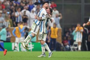 麥卡利斯特：西法巴阿都可能贏得世界杯 馬斯坦托諾個(gè)性非常突出