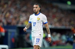 古斯托：我們上半場(chǎng)比賽節(jié)奏較慢，德尚教練要求加快轉(zhuǎn)移球的速度