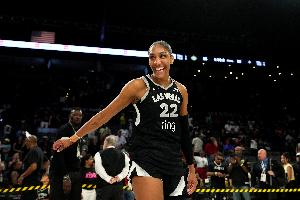 大基本盤！阿賈-威爾遜21中7砍下31分9板4助2斷3帽 罰球19中17