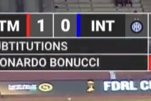 馬競1-1國米轉(zhuǎn)播方犯下低級(jí)錯(cuò)誤，提示國米用埃里克森換下博努奇