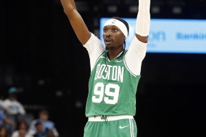 狀態(tài)很好！布歇半場(chǎng)8中6&三分4中2砍下17分7板 正負(fù)值+23最高！