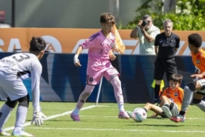 每體：蘇亞雷斯之子本杰明表現(xiàn)出色，閃耀西甲未來之星錦標賽