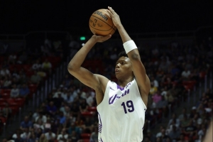 常規(guī)時間錯失準(zhǔn)絕殺球！貝利13投8中 砍下20分7籃板！