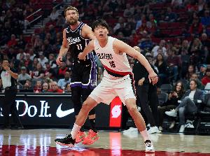 媒體人：楊瀚森是CBA最佳防守球員 來到NBA卻很難有效控制犯規(guī)