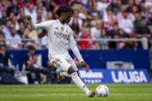 阿斯：卡馬文加在國(guó)家隊(duì)可能踢左后衛(wèi)，以增加參加世界杯的可能