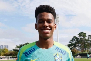 梅開二度！埃斯特旺當(dāng)選對(duì)陣韓國一役巴西隊(duì)內(nèi)最佳球員